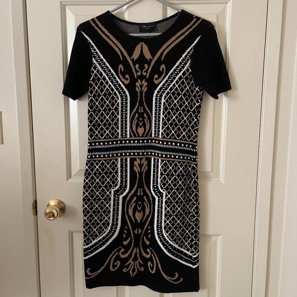 Romeo & Juliet Couture Dresses & Skirts - ROMEO + JULIET COUTURE Sweater Dress Size M